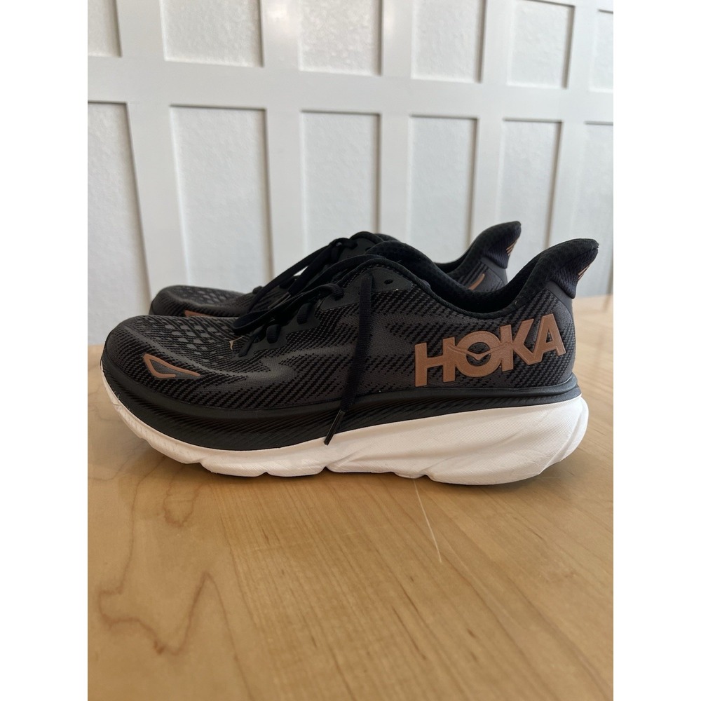 Hoka One One Clifton 9 Black Copper Bronze Womens Running Shoes 10 B 1127896